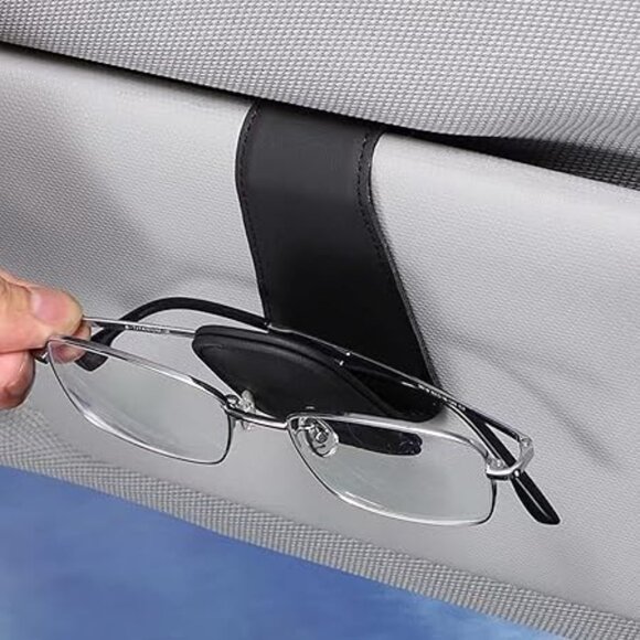 Sunglass Holder for Car, Magnetic Leather Sunglasses Eyeglasses Hanger Clip, New - Picture 3 of 6